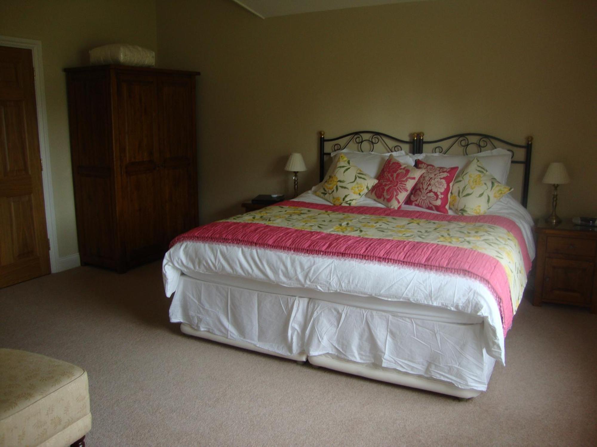 Bed and Breakfast The Paddock Haverfordwest Exteriér fotografie